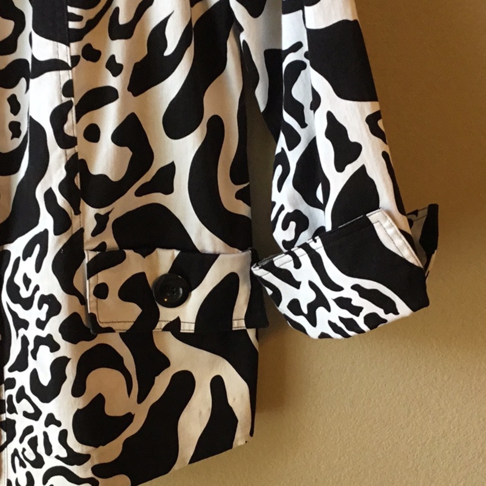 Westbound Black and white blazer - Picture 4 of 7